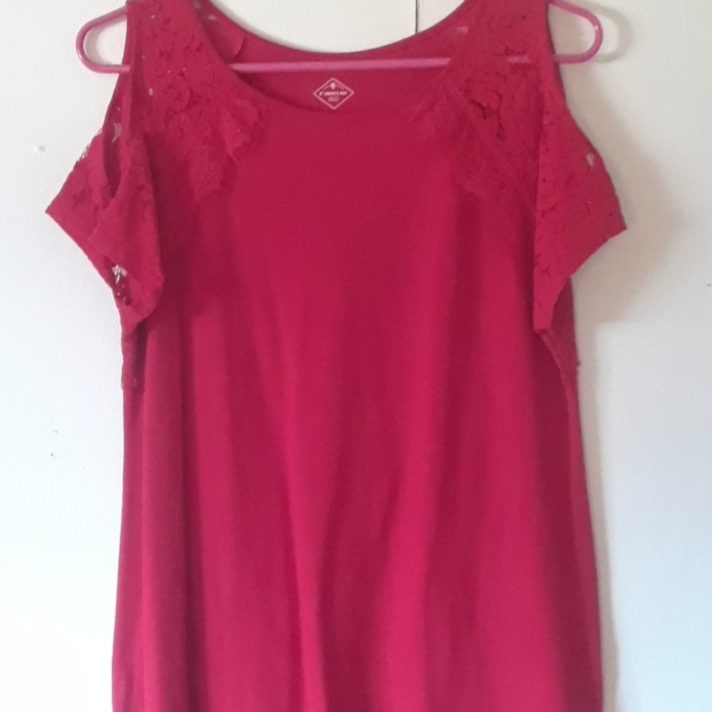 Cold shoulder tee shirt